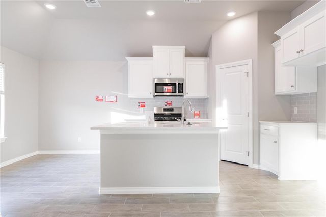 913 Westfall Drive, Choctaw, OK 73020