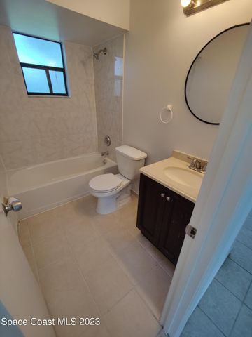 981 Forest Street NE, Palm Bay, FL 32907