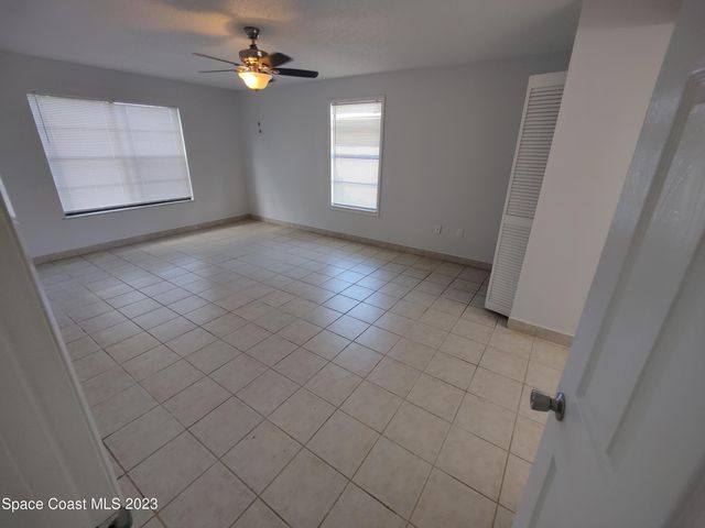 981 Forest Street NE, Palm Bay, FL 32907