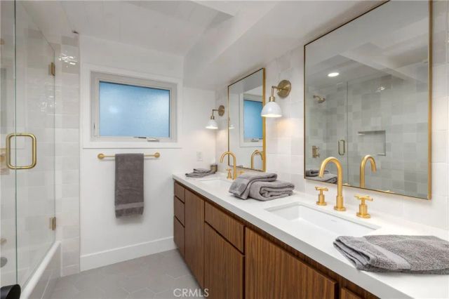 221 Larkspur Avenue, Corona Del Mar, CA 92625