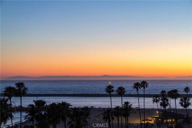 221 Larkspur Avenue, Corona Del Mar, CA 92625