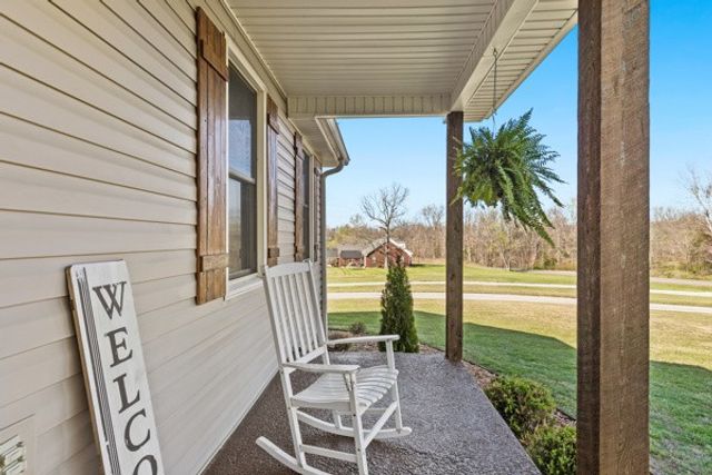 3130 New Hall Rd, Greenbrier, TN 37073