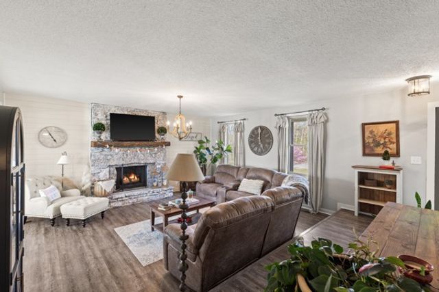 3130 New Hall Rd, Greenbrier, TN 37073