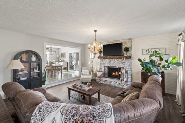 3130 New Hall Rd, Greenbrier, TN 37073