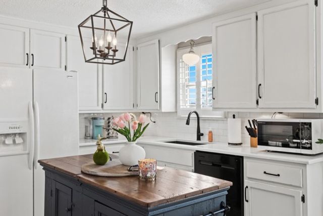 3130 New Hall Rd, Greenbrier, TN 37073