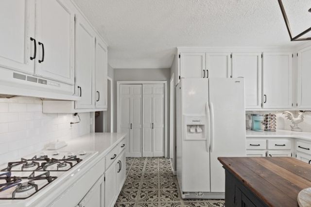 3130 New Hall Rd, Greenbrier, TN 37073