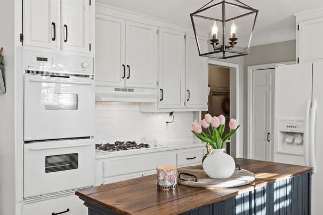 3130 New Hall Rd, Greenbrier, TN 37073