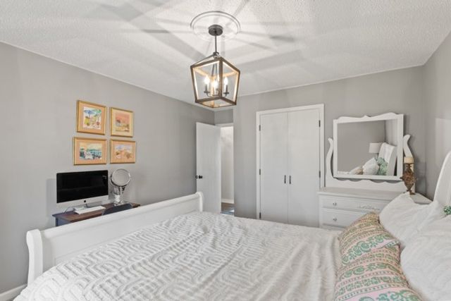 3130 New Hall Rd, Greenbrier, TN 37073