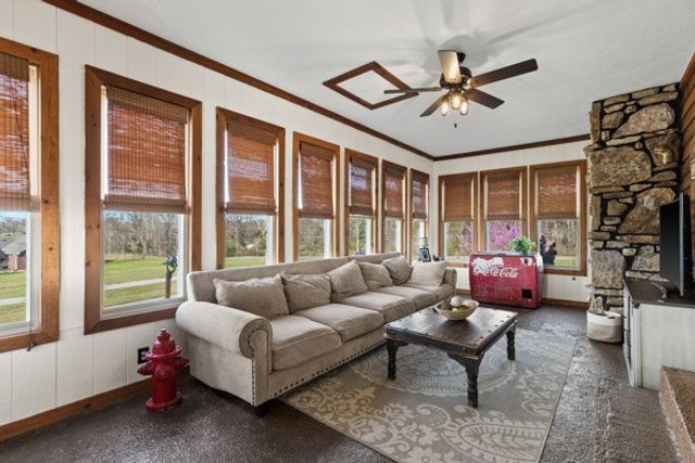 3130 New Hall Rd, Greenbrier, TN 37073