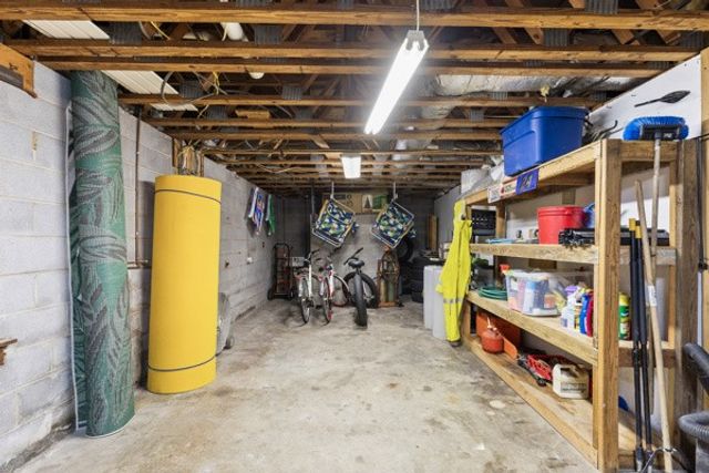 3130 New Hall Rd, Greenbrier, TN 37073