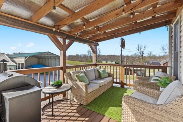 3130 New Hall Rd, Greenbrier, TN 37073