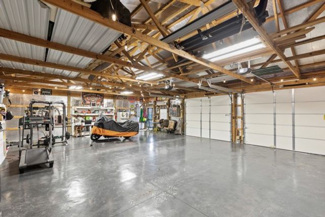 3130 New Hall Rd, Greenbrier, TN 37073