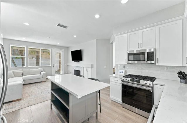 7652 E Kelsey Court, Anaheim Hills, CA 92808