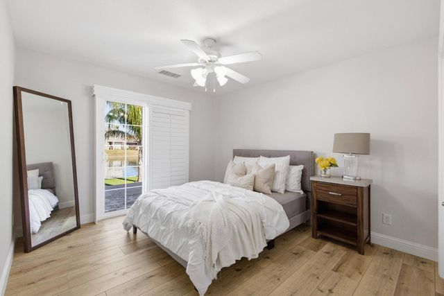 4702 N Fallingwater Lane, Clovis, CA 93619