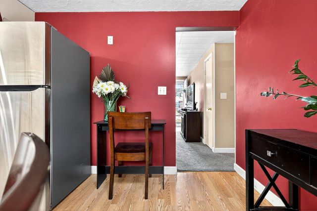 620 FIELDCREST DRIVE, Neenah, WI 54956