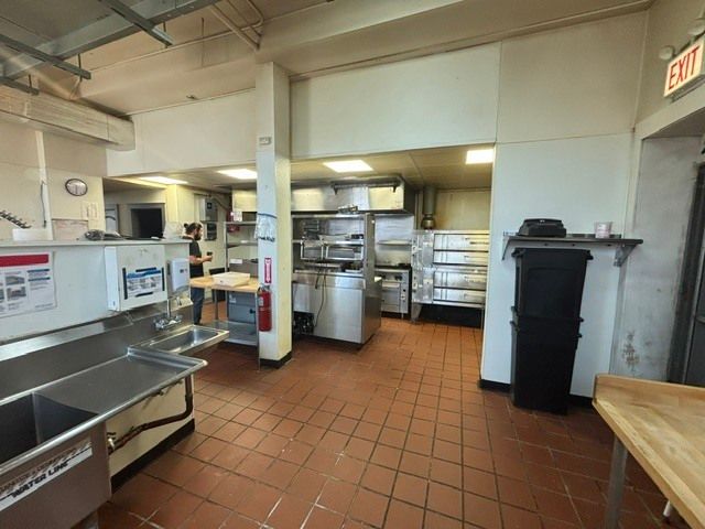 1001 N California Avenue, Chicago, IL 60622
