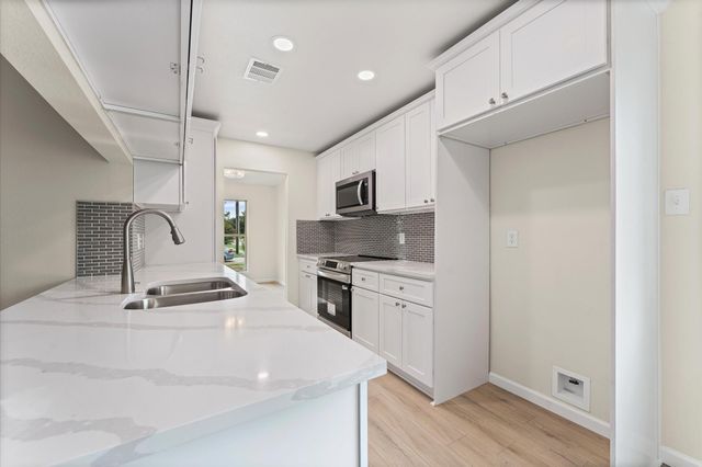 7303 Augustine Drive, Houston, TX 77036