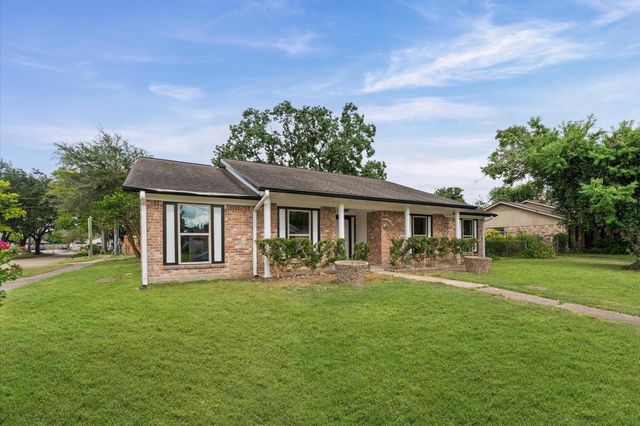 7303 Augustine Drive, Houston, TX 77036