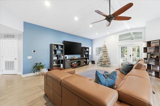 4310 SHADOW WOOD TRAIL, Winter Haven, FL 33880