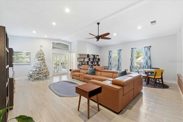 4310 SHADOW WOOD TRAIL, Winter Haven, FL 33880