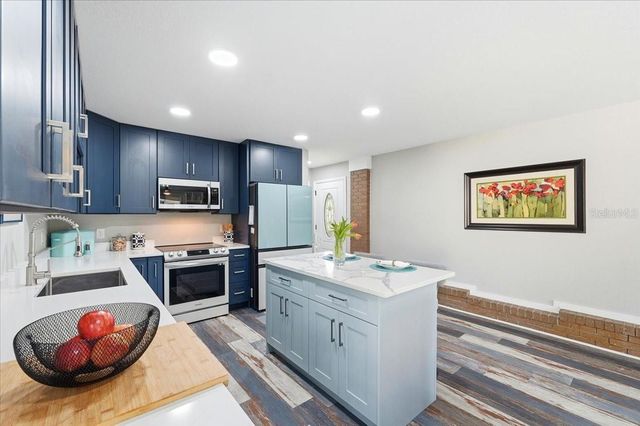 4310 SHADOW WOOD TRAIL, Winter Haven, FL 33880