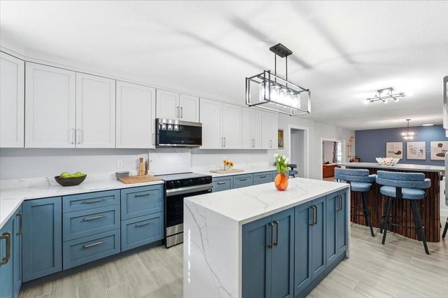 4310 SHADOW WOOD TRAIL, Winter Haven, FL 33880