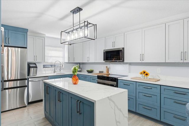 4310 SHADOW WOOD TRAIL, Winter Haven, FL 33880