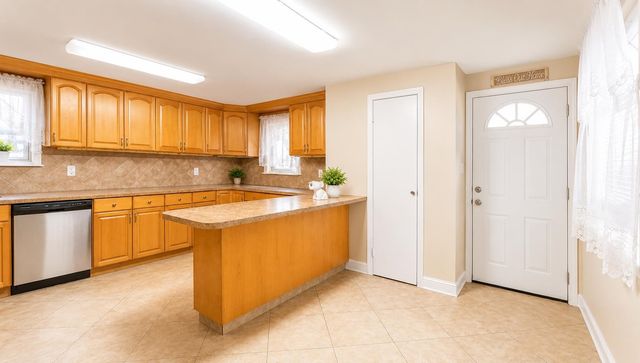68 BRINKERHOFF ST, Jc, Greenville, NJ 07304