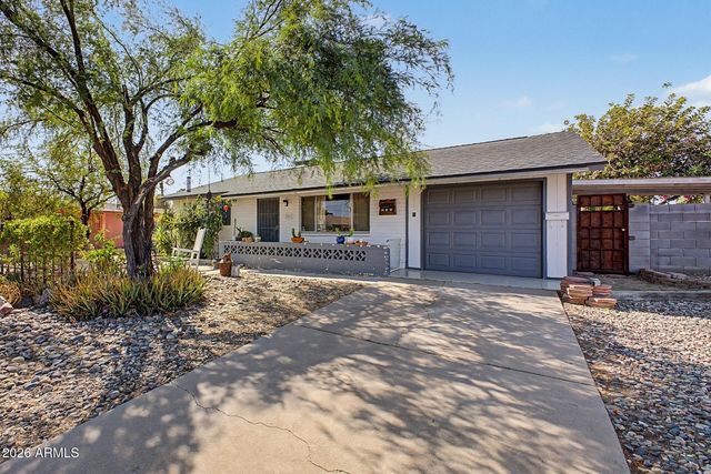 15031 N 24TH Place, Phoenix, AZ 85032