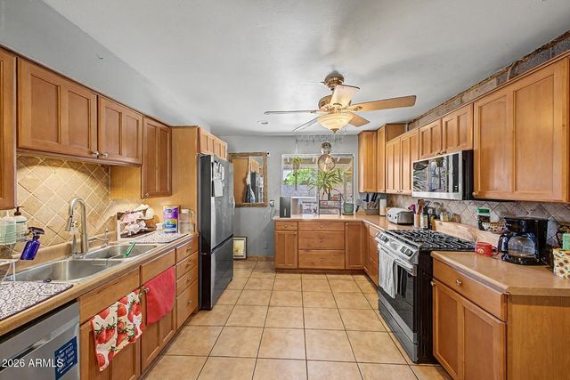 15031 N 24TH Place, Phoenix, AZ 85032