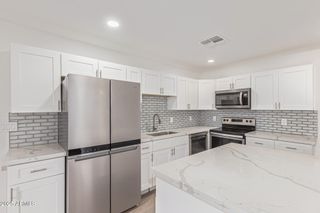 5559 N 62ND AVE Avenue, Glendale, AZ 85301