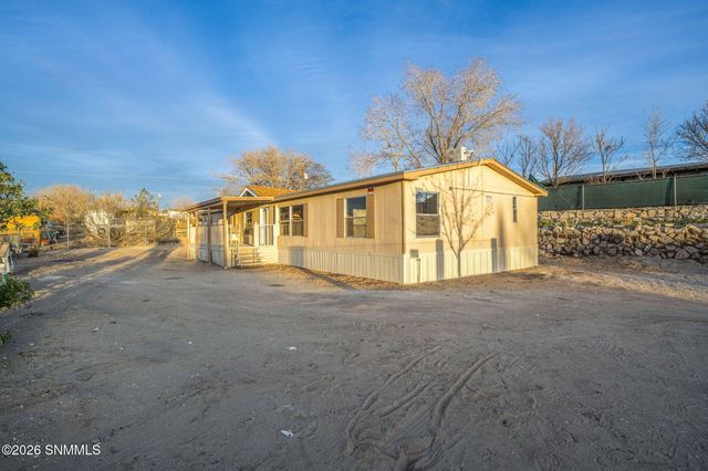 5266 Ralls Road, Las Cruces, NM 88012