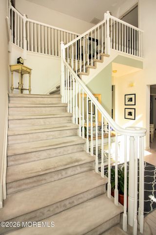 38 Dansbury Court, Freehold, NJ 07728