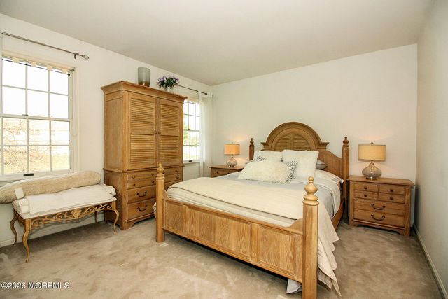 38 Dansbury Court, Freehold, NJ 07728