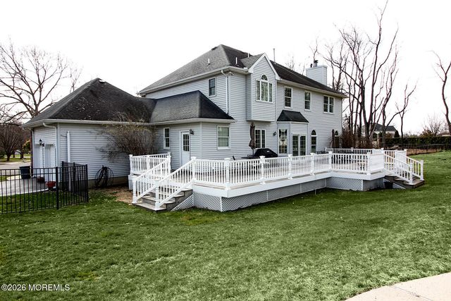 38 Dansbury Court, Freehold, NJ 07728