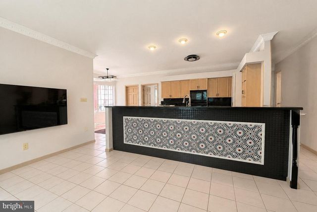 20 JOSEPH COURT, Monmouth Junction, NJ 08852