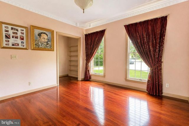 20 JOSEPH COURT, Monmouth Junction, NJ 08852