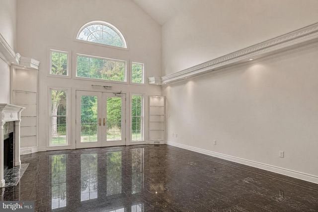 20 JOSEPH COURT, Monmouth Junction, NJ 08852