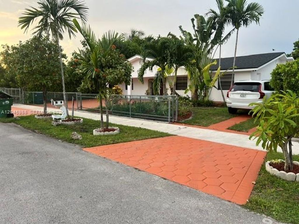 11461 SW 193rd Street 0, Miami, FL 33157