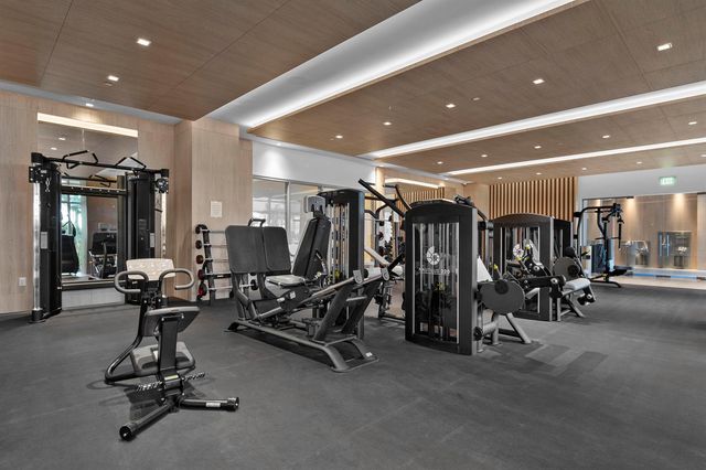 220 Lake Shore Drive 1913, Lake Park, FL 33403
