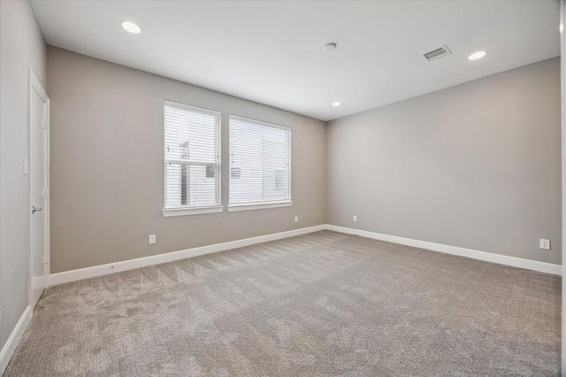 323 Eado Park Circle, Houston, TX 77020