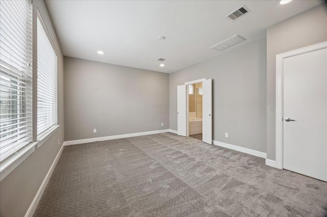 323 Eado Park Circle, Houston, TX 77020