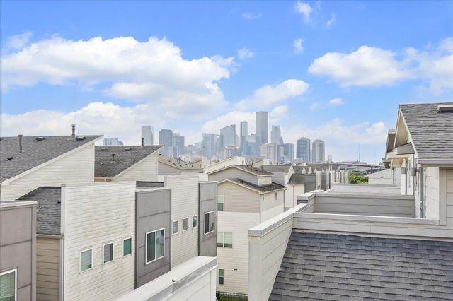 323 Eado Park Circle, Houston, TX 77020