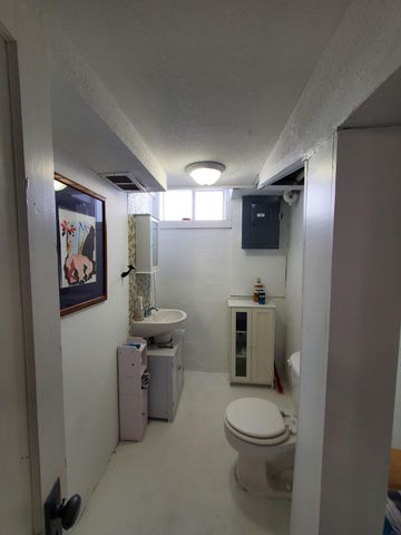 593 Grove Street SW, Hutchinson, MN 55350