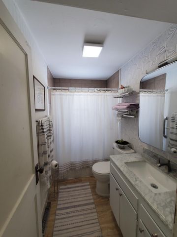 593 Grove Street SW, Hutchinson, MN 55350