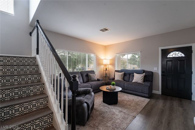 668 Pacific Cascades Drive, Henderson, NV 89012