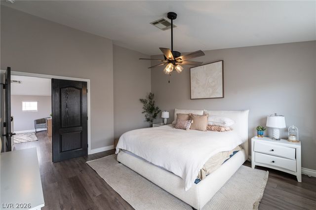 668 Pacific Cascades Drive, Henderson, NV 89012