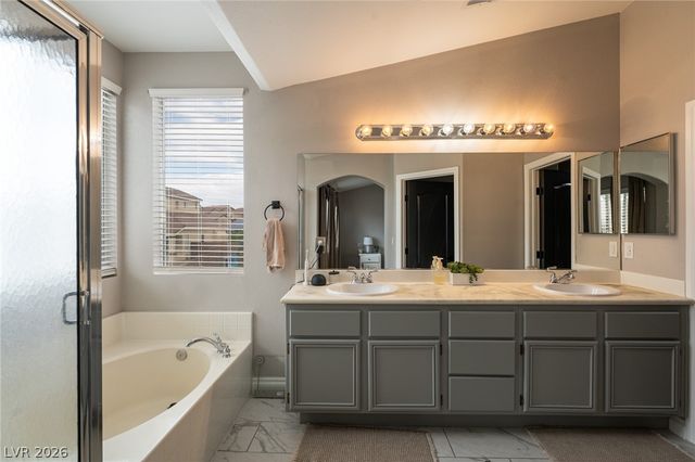 668 Pacific Cascades Drive, Henderson, NV 89012