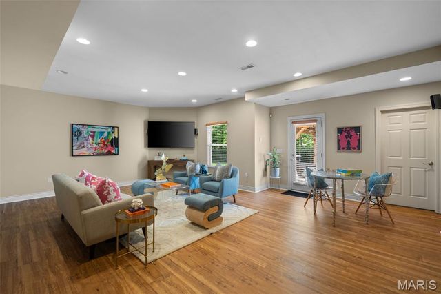 1535 Fawnvalley Drive, Des Peres, MO 63131