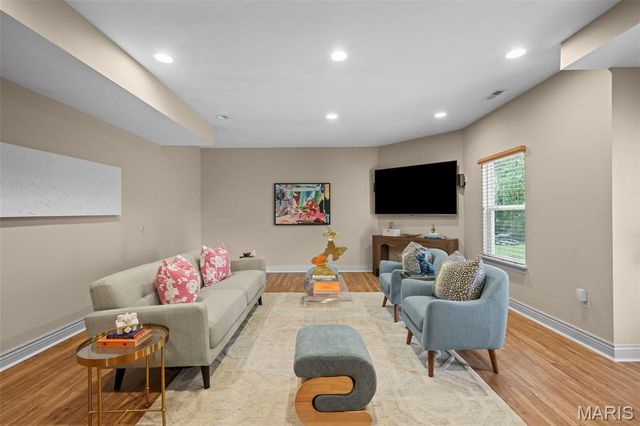 1535 Fawnvalley Drive, Des Peres, MO 63131